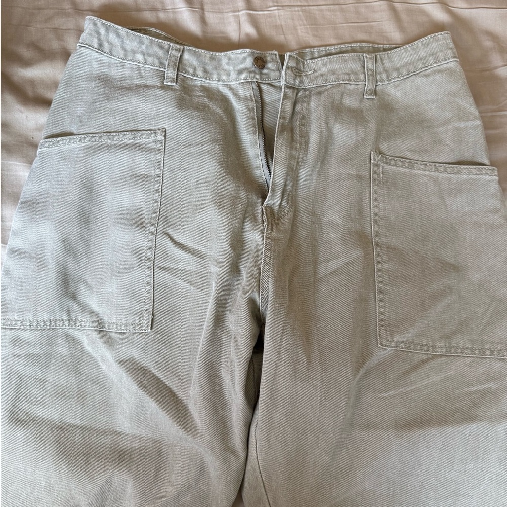 Rylee + Cru barrel Light Green Cropped Jeans